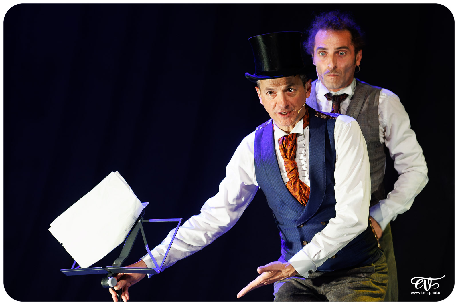 LA CLAQUE (FRED RADIX)